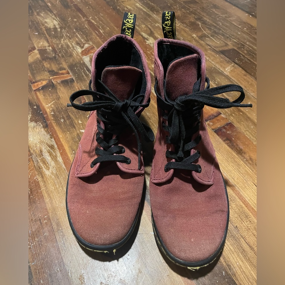 Dr Martens Doc Martens Shoreditch high tops. Maroon size 6.